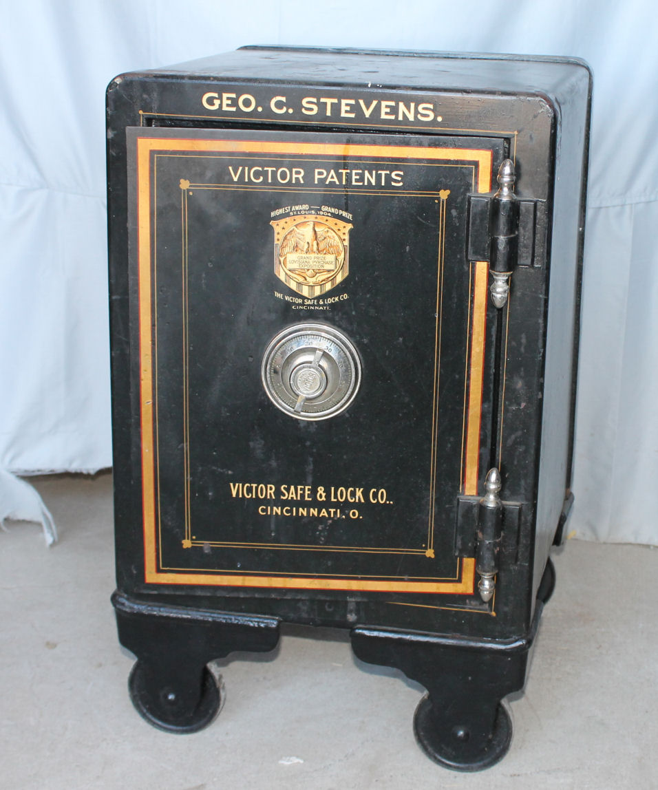 safe victor antique combination iron john working bargainjohn