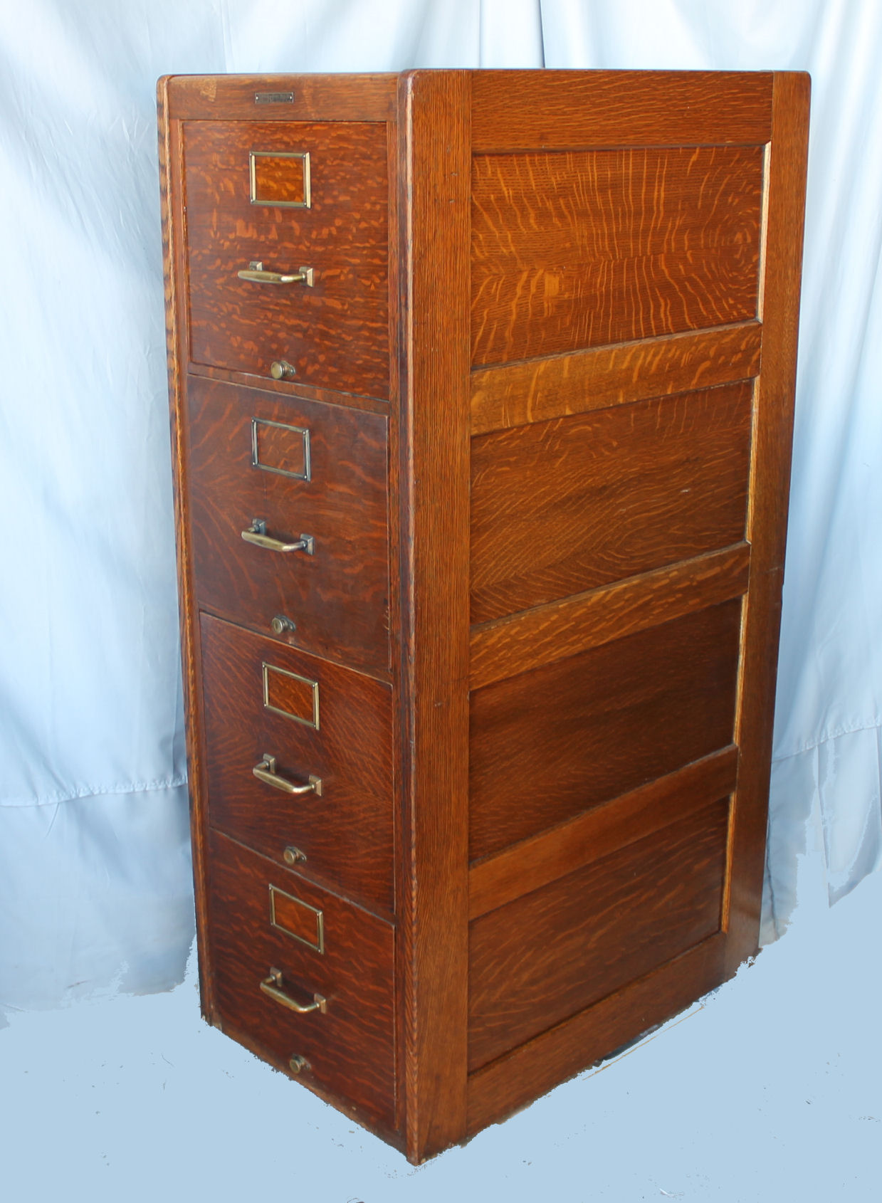 Antique Wood Furniture Manufacturer