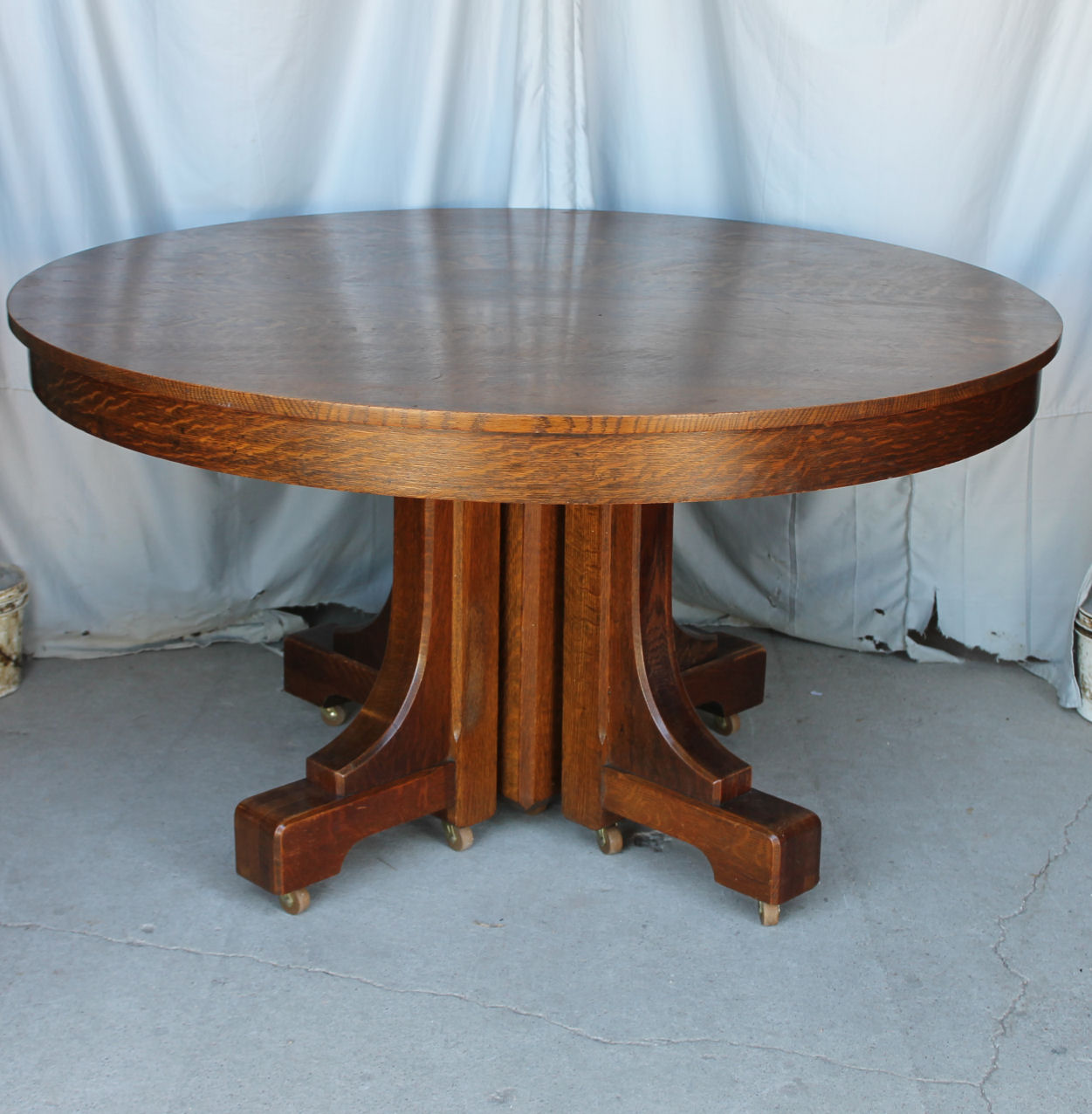 Bargain John S Antiques Mission Style Round Oak Dining Table 54 Inch 4 Leaves Bargain John S Antiques