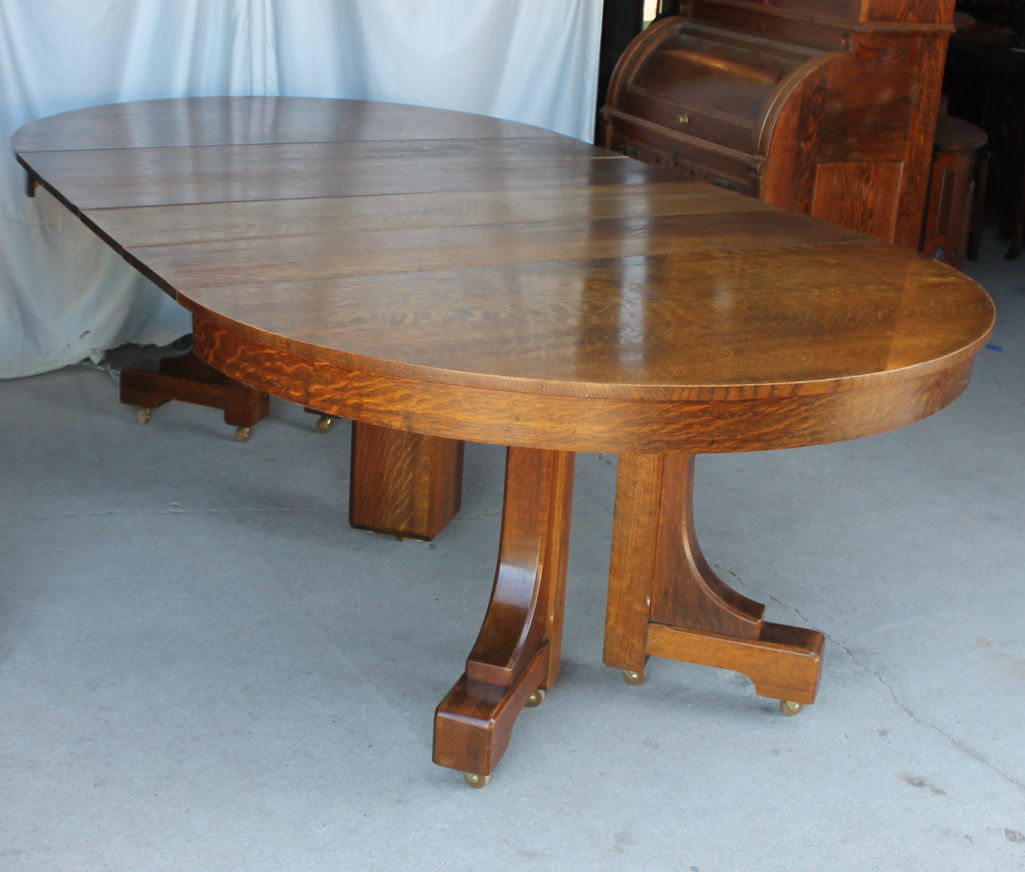Bargain John's Antiques | Mission style Round Oak dining Table - 54 ...