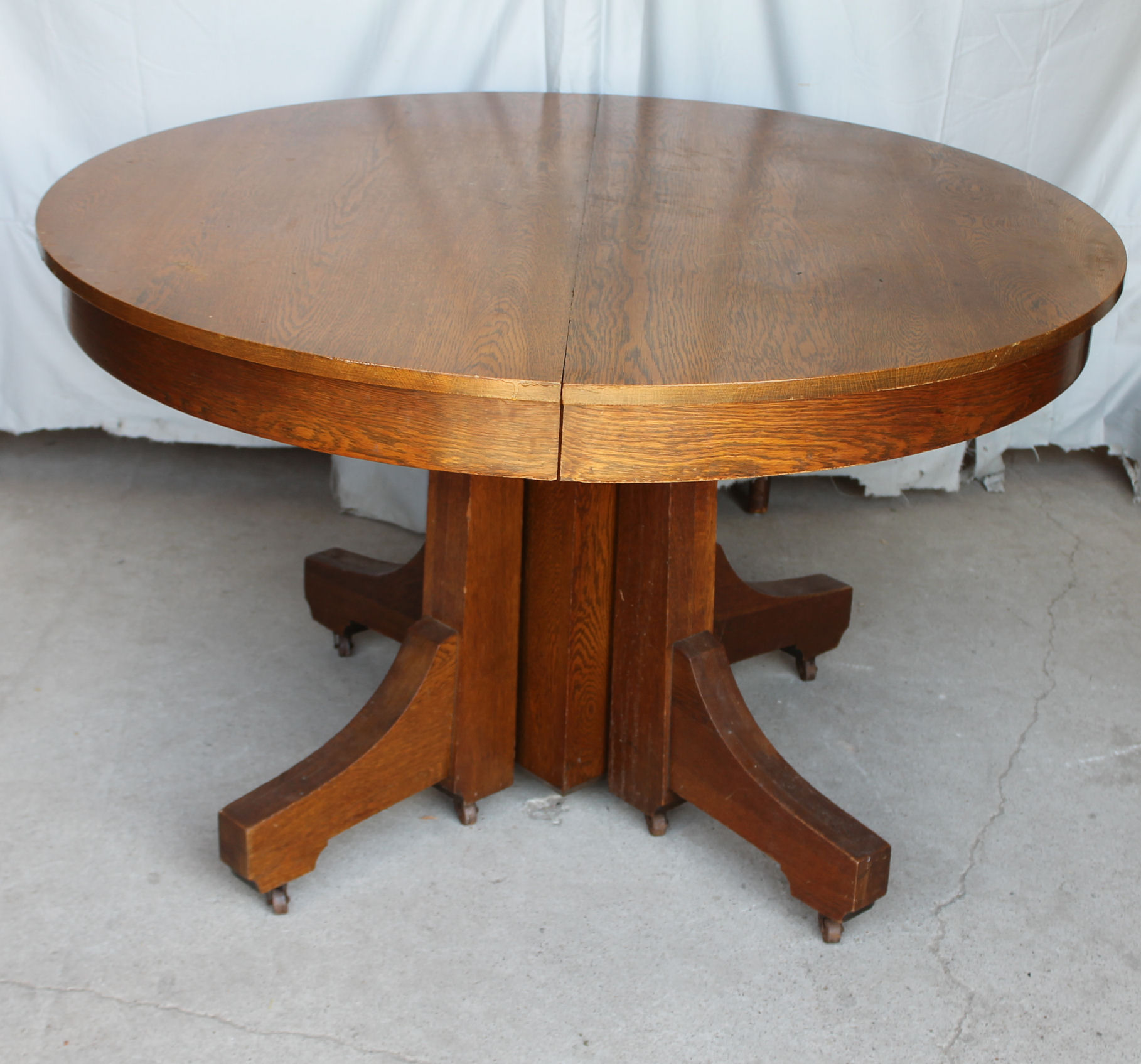 Antique Mission Style Round Oak Table, Oak Round Dining Table With Leaf