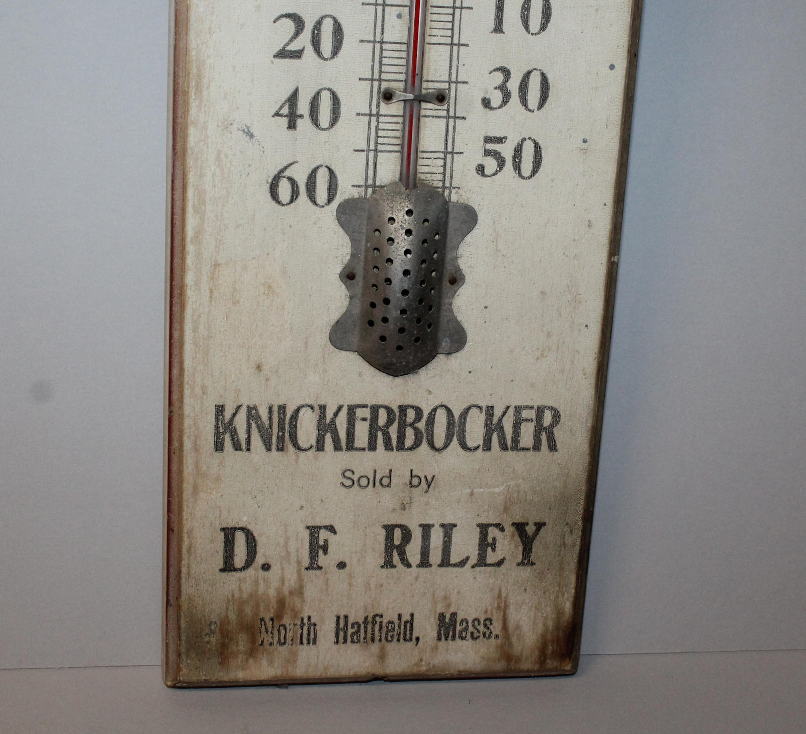 Antique Wood Thermometer - Advertising - Knickerbocker Cement Co.
