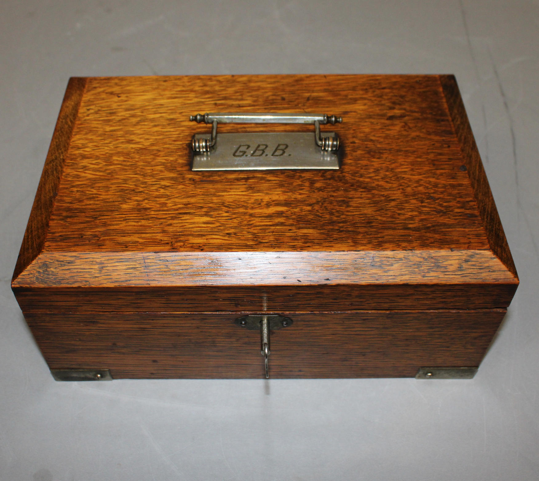 ヒューミドル ヴィンテージ アンティーク Bargain John's Antiques | Antique Oak Humidor - with working lock
