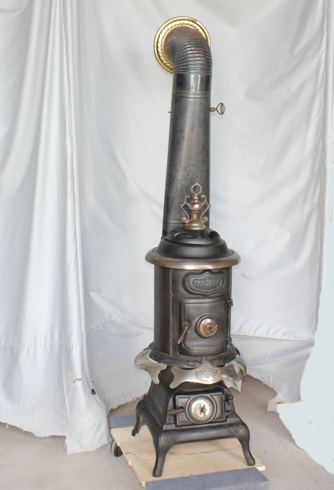 New Antique Wood Burning Parlor Stoves for Small Space