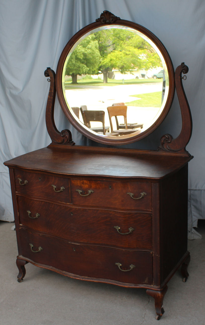 Bargain John S Antiques Antique Oak Serpentine Front Dresser