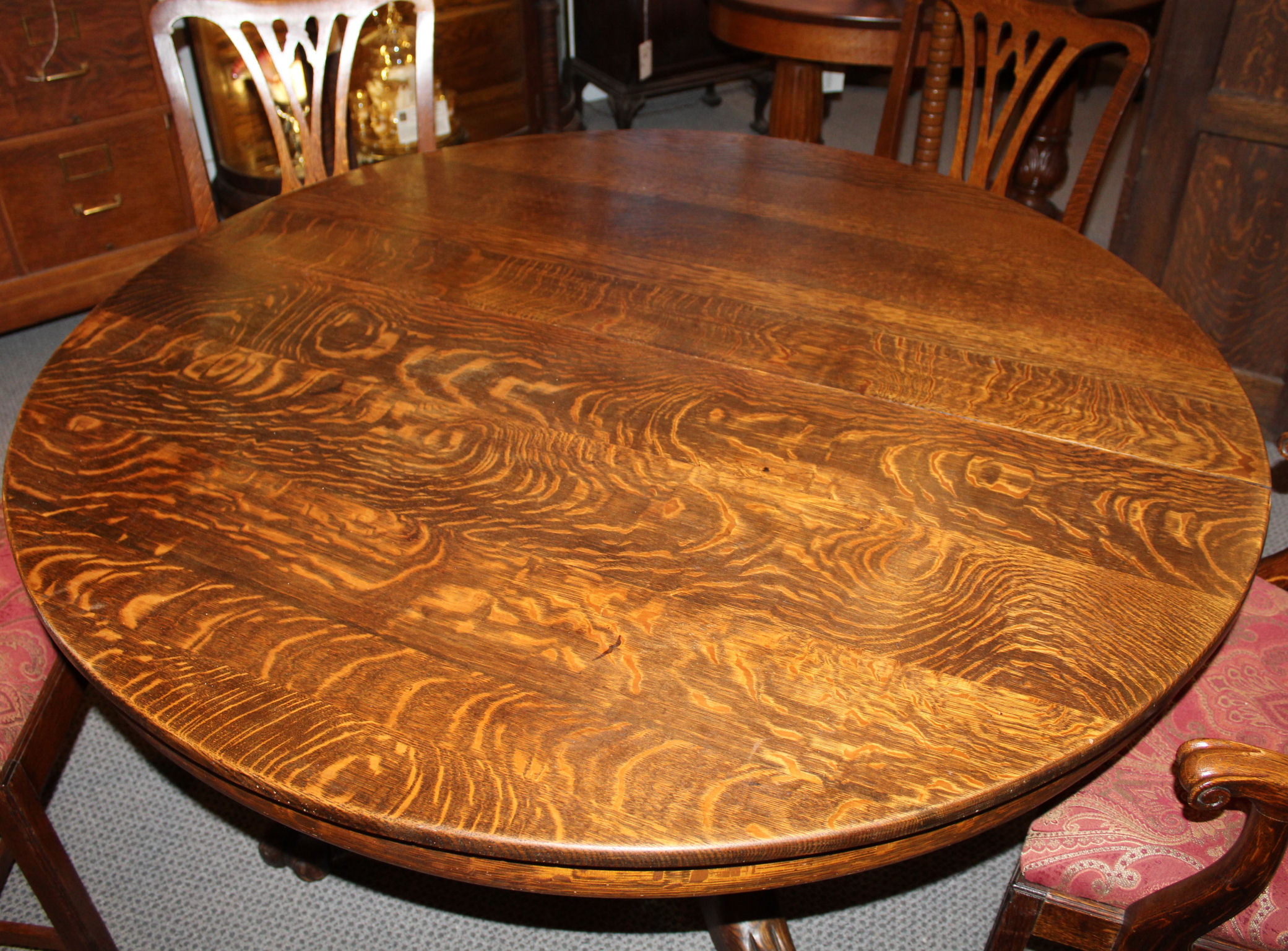 Bargain John's Antiques   Antique Round Oak Dining Table   carved ...