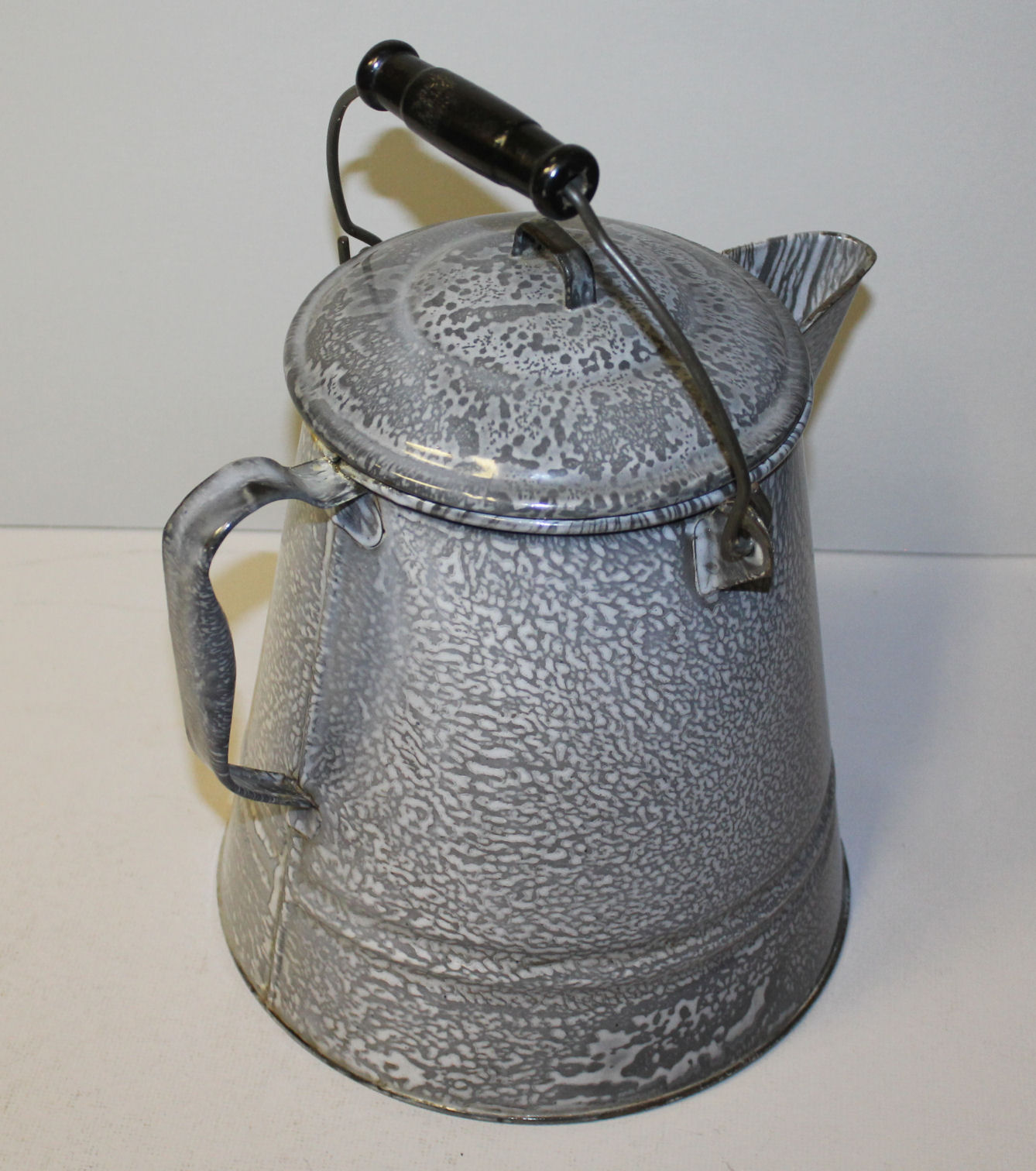 Lg. Brown Enamelware Cowboy Coffee Pot with White String Squiggles  1940's/50's
