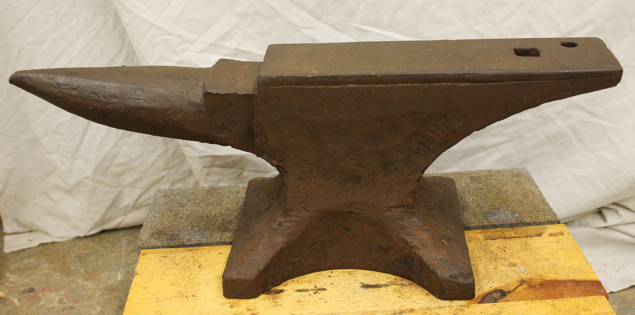 Blacksmith Iron Anvil - Trenton - Weighs 80 pounds - Bargain John's An...