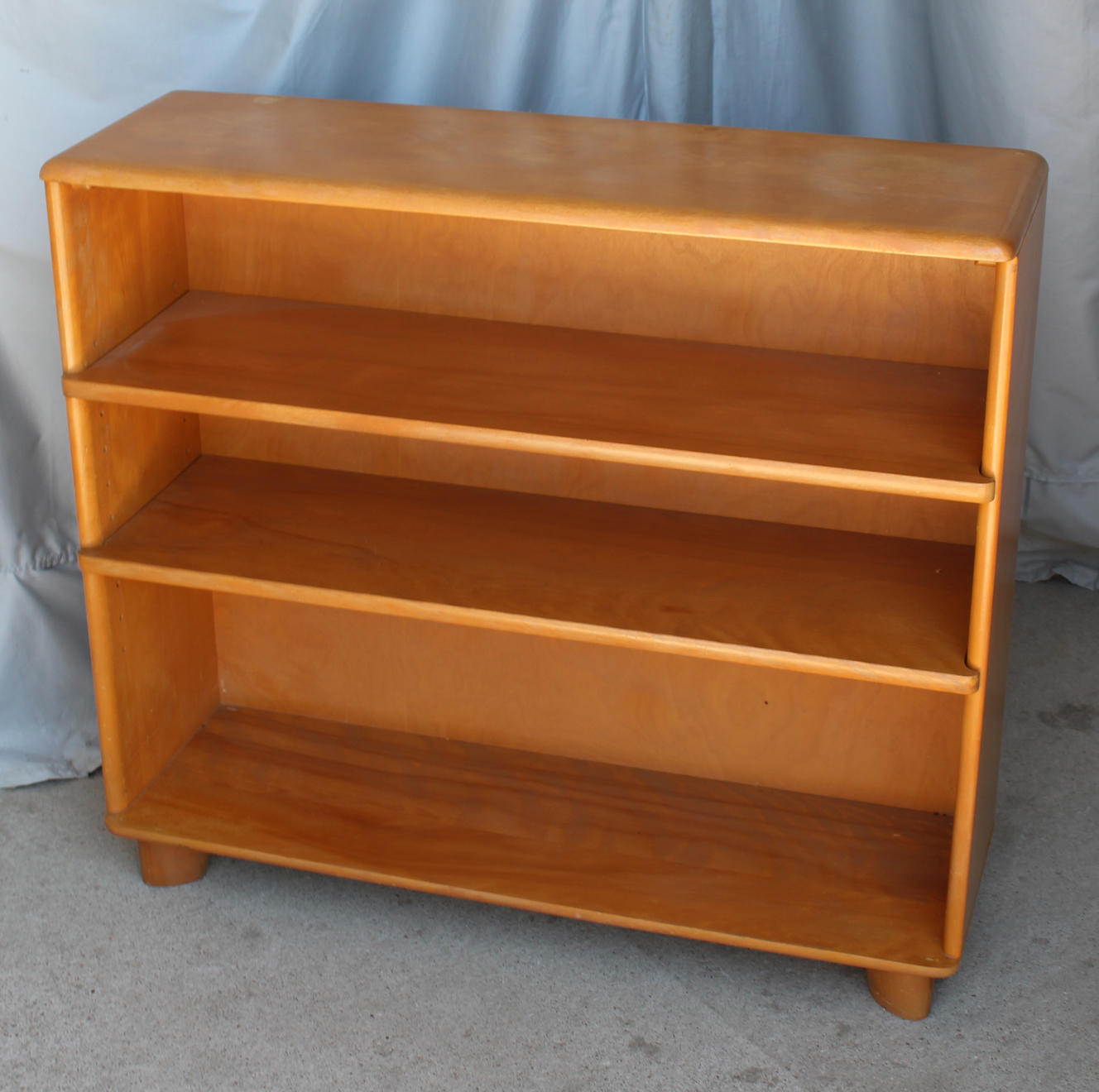 Heywood clearance wakefield bookshelf