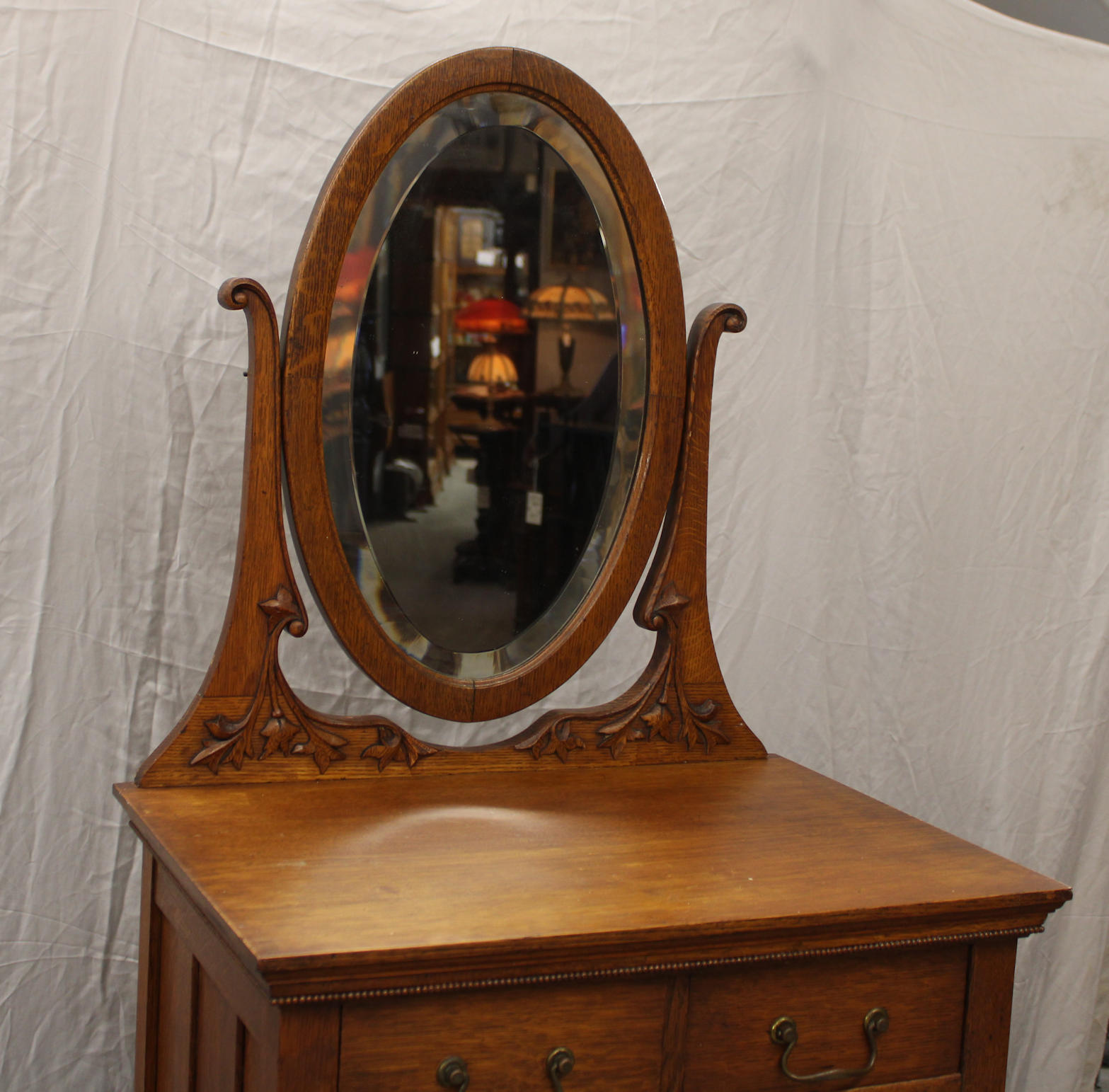 Bargain John's Antiques | Antique Quarter Sawn Oak Lingerie Chest - oval mirror - Bargain John's Antiques Bargain John's Antiques | Antique Quarter Sawn Oak Lingerie Chest - oval mirror - Bargain John's Antiques